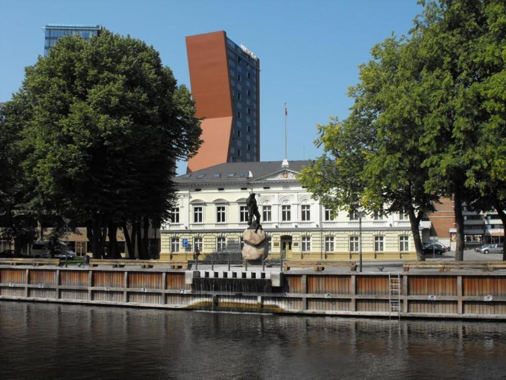 Danes Apartment By The River Klaipeda Ngoại thất bức ảnh